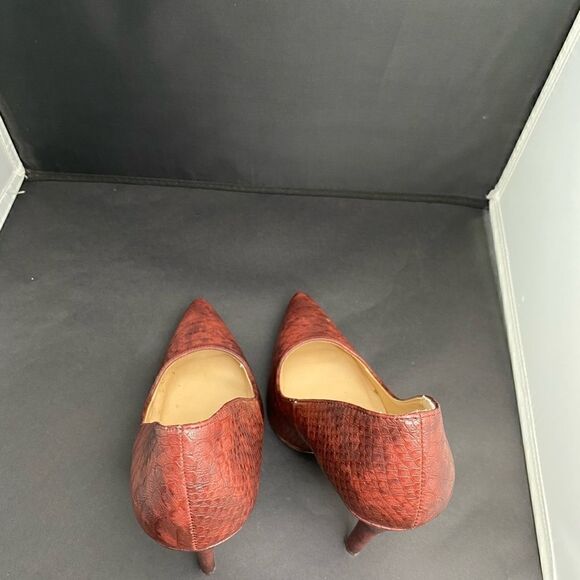 Charlotte Russe Snake Print Faux Leather Pumps - Picture 9 of 17